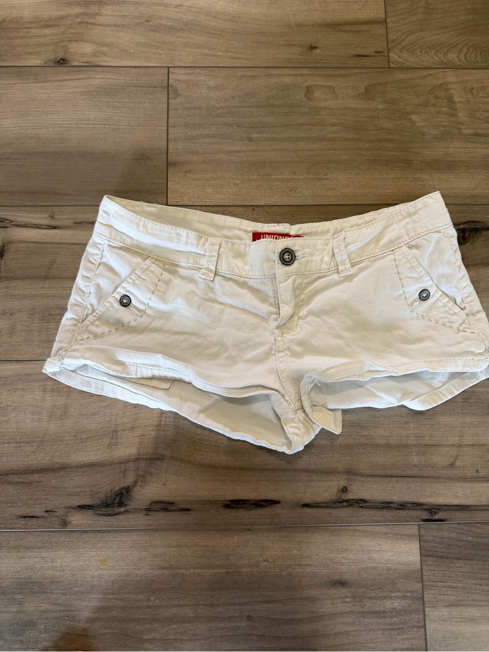 UNIONBAY White Denim Shorts juniors 3 Lowrise